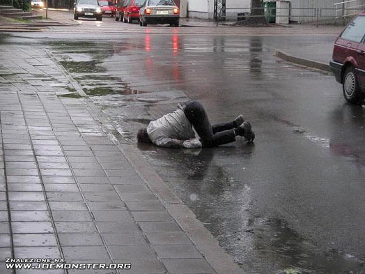 hangover-passed-out-in-the-street1.jpg